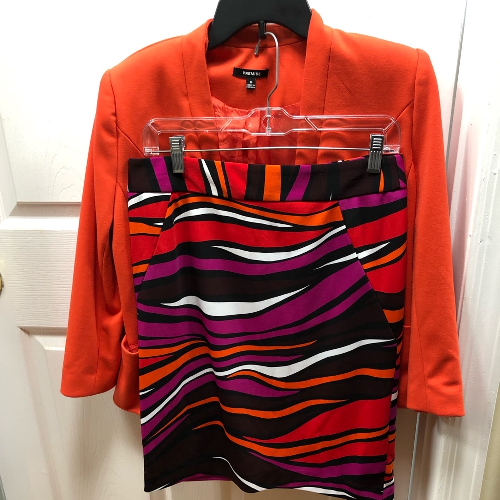 Career woman suit set skirt and blazer